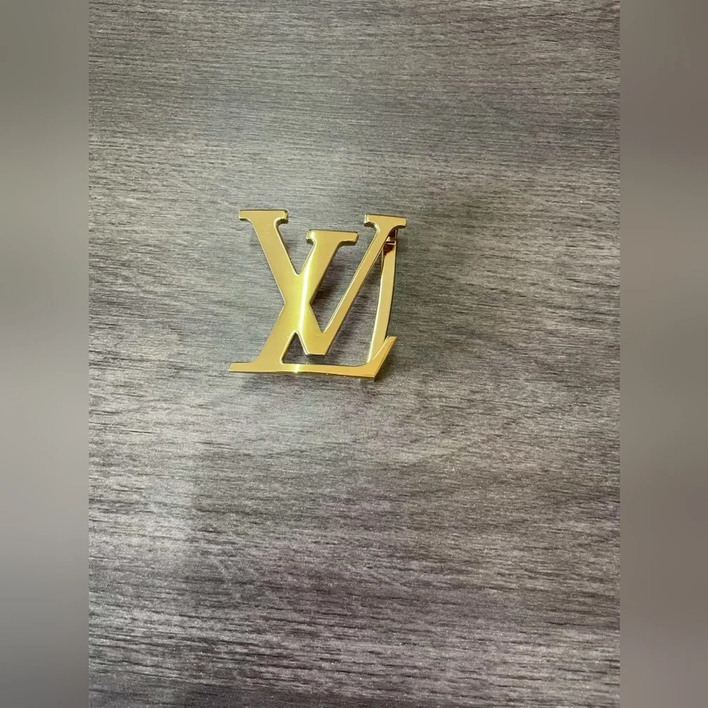 Louis Vuitton Initiales 40MM Reversible Belt - Picture 9 of 14